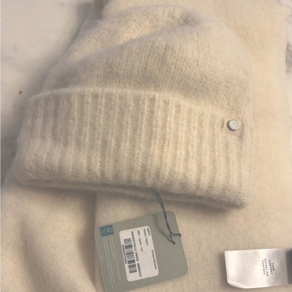 Alpaca Toque - Linen - Picture 2 of 5